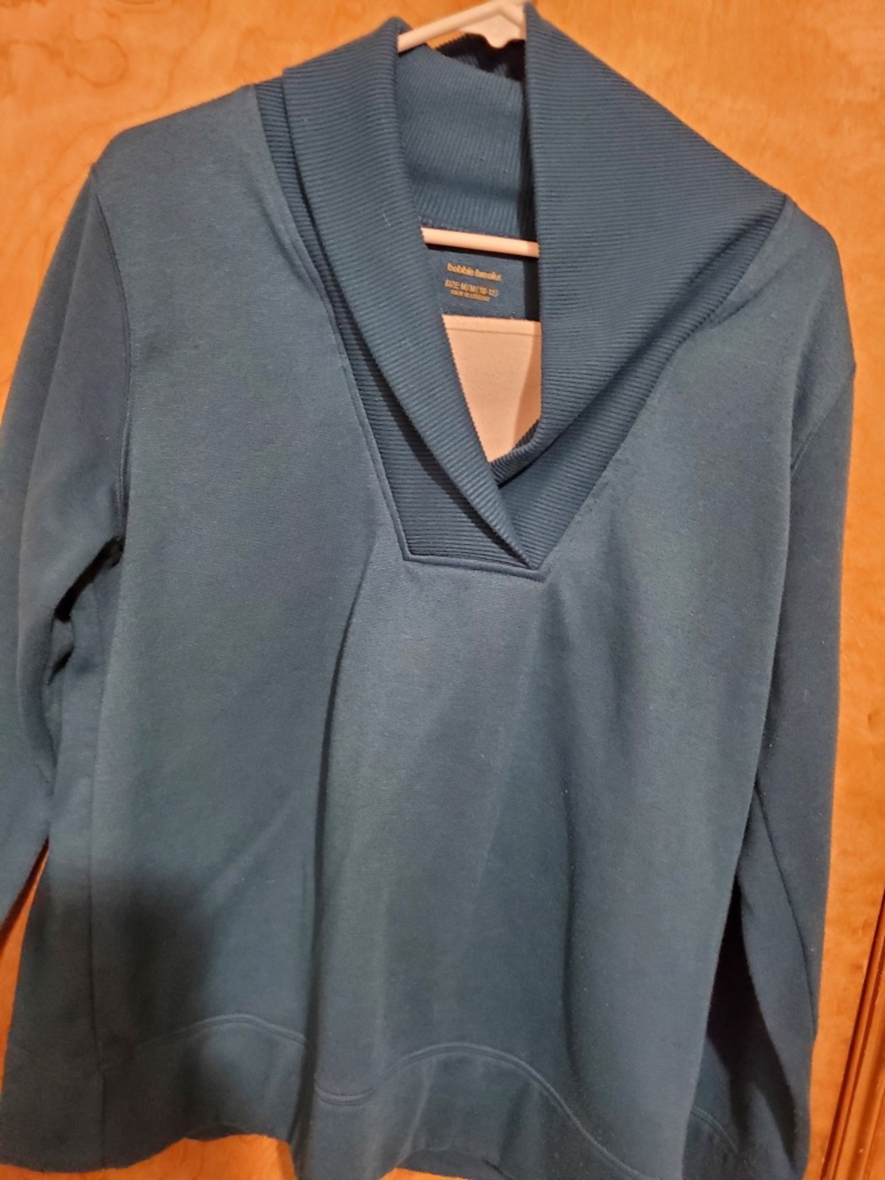#810 Women's shirt by Bobbie brooks